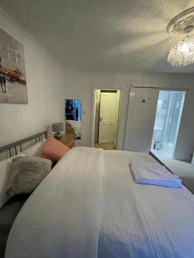 Alder En-Suites Self-Catering With Private Shower 1 Southampton Bagian luar foto