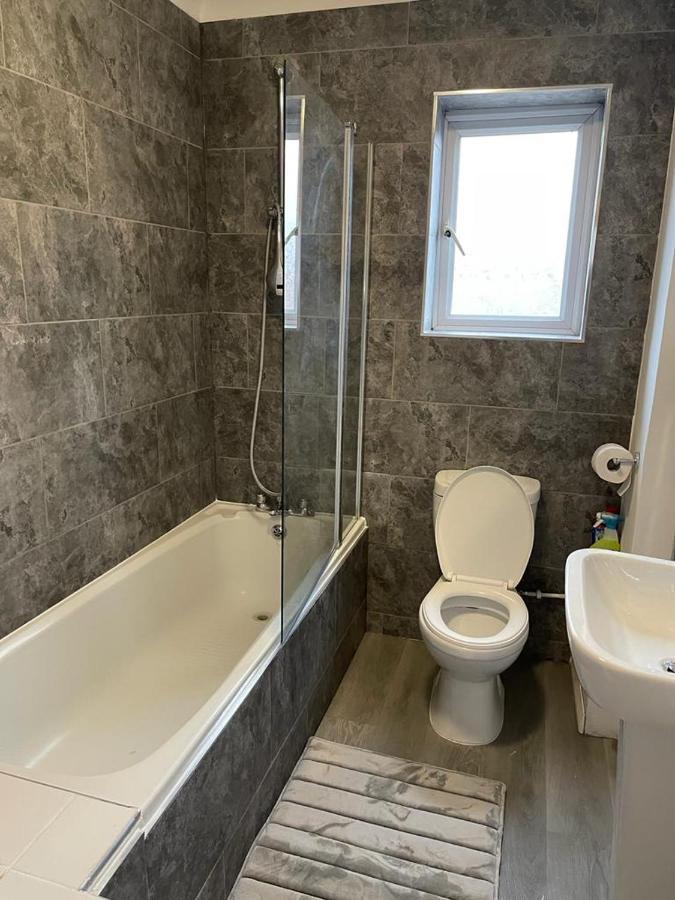Alder En-Suites Self-Catering With Private Shower 1 Southampton Bagian luar foto