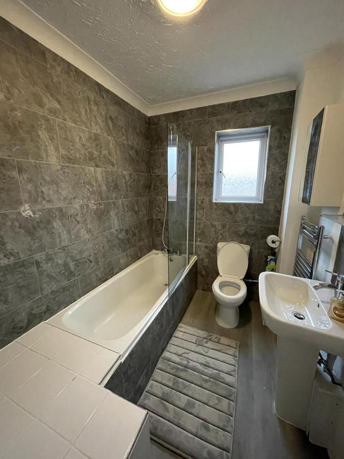 Alder En-Suites Self-Catering With Private Shower 1 Southampton Bagian luar foto