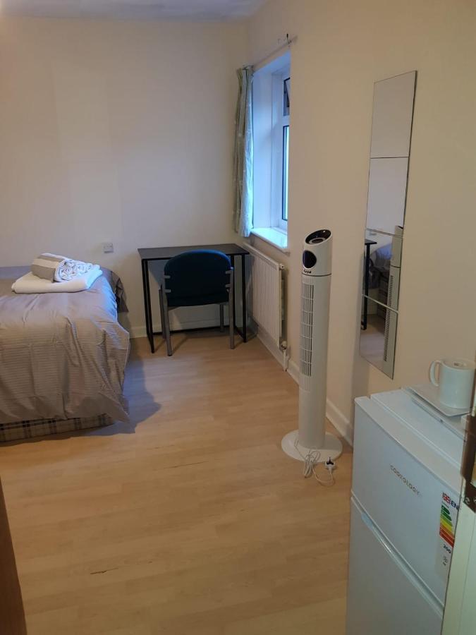 Alder En-Suites Self-Catering With Private Shower 1 Southampton Bagian luar foto